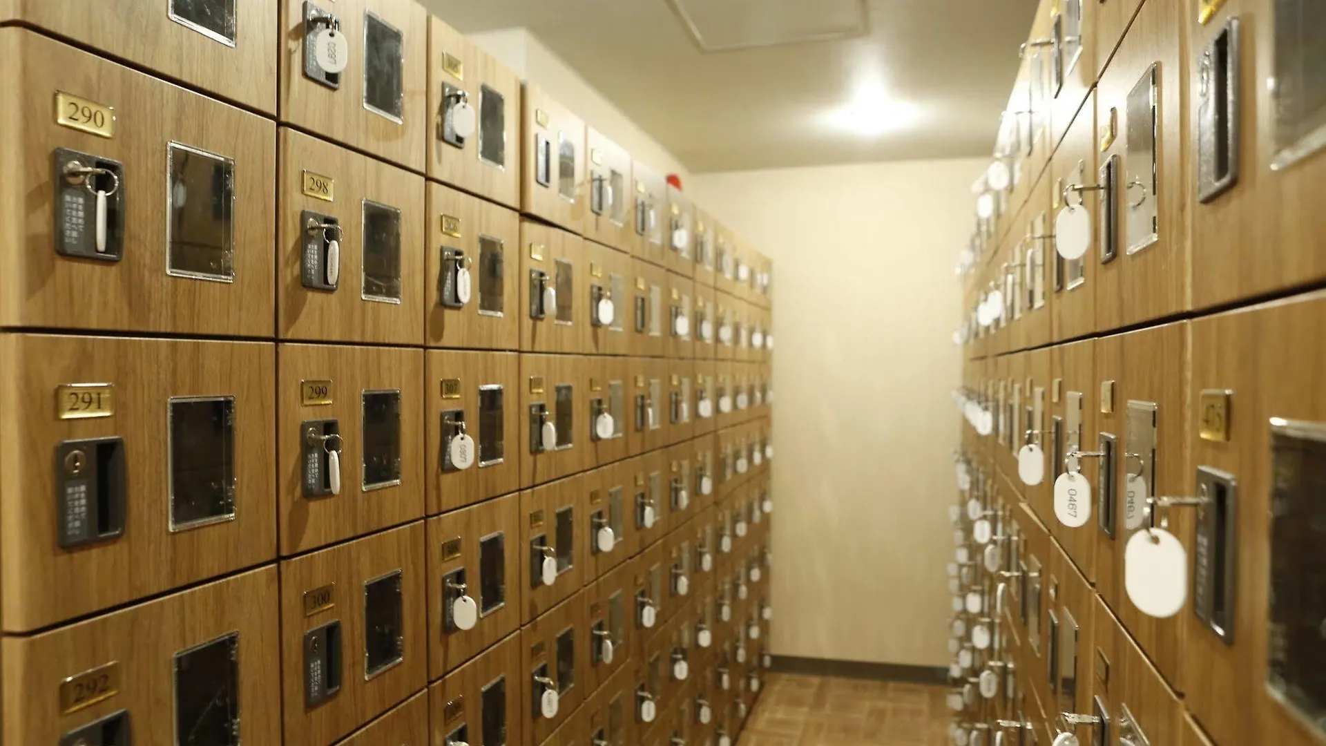 Shinjuku Kuyakusho-Mae Capsule Hotel Tóquio