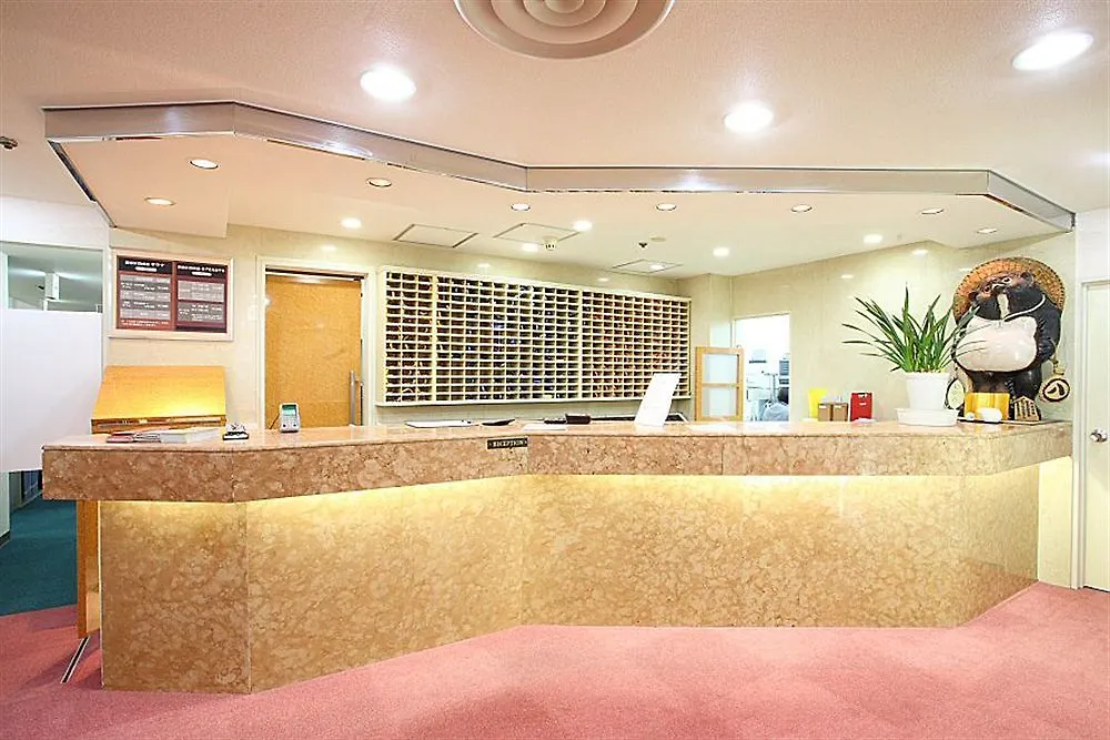 Shinjuku Kuyakusho-Mae Capsule Hotel Tokyo